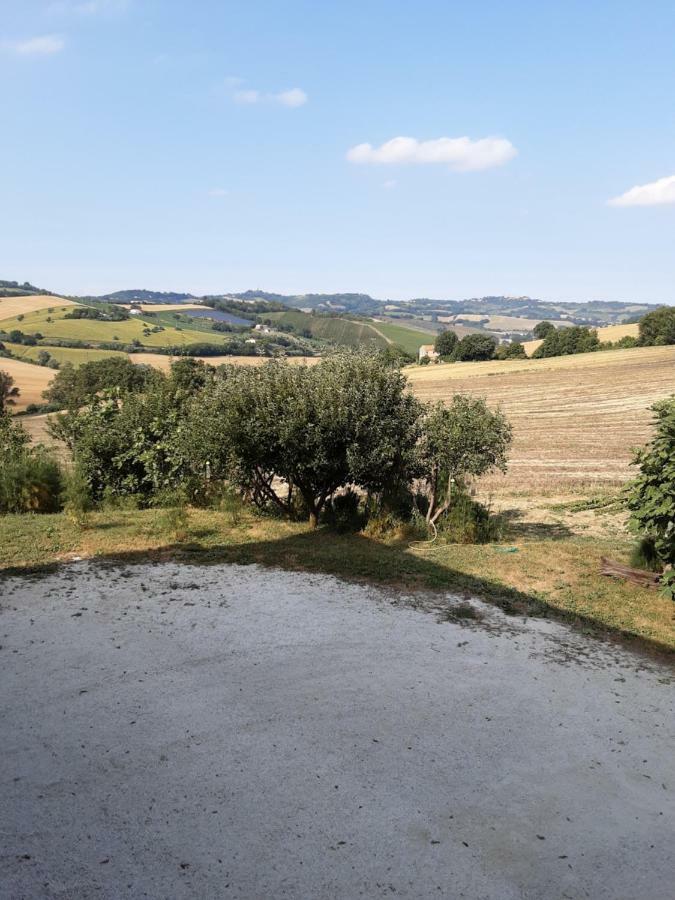 Fonte La Perna Villa Polverigi Exteriör bild